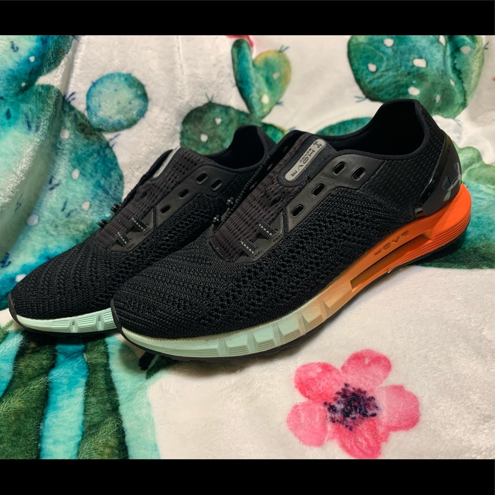 UA Sonic 2 men’s 7.5 black with multicolor sole (women size 8.5)